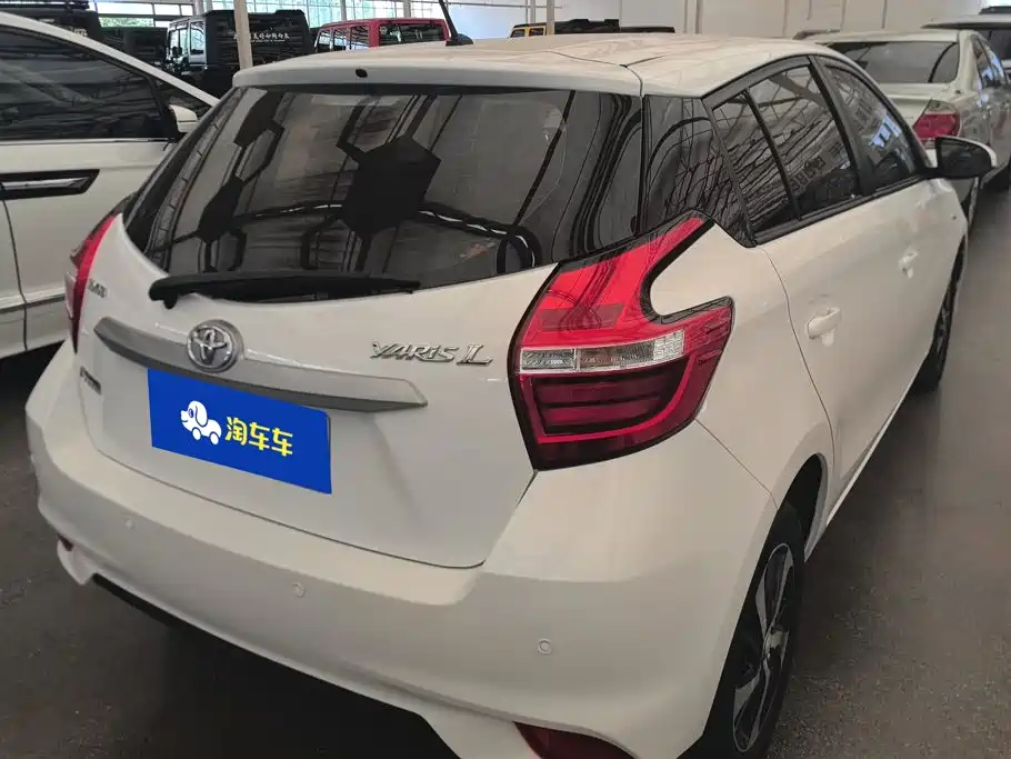 Toyota Yaris L 2019