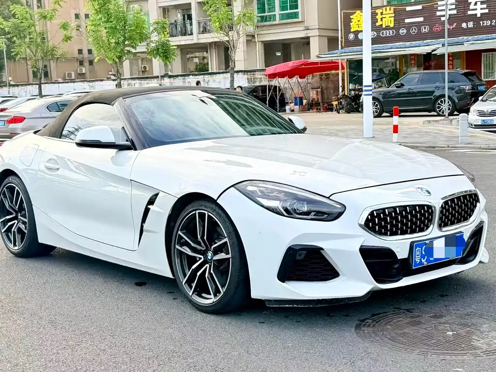 BMW Z4 2021 — фото 10