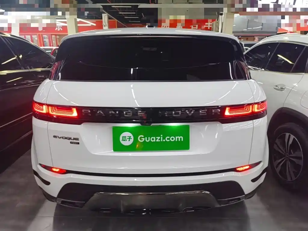 Land Rover Evoque 2022 — фото 6