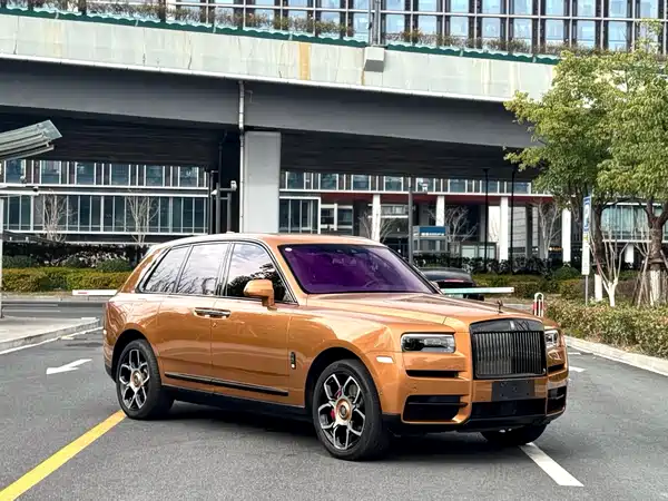 Rolls-Royce Cullinan 2021