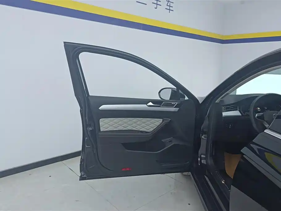 Volkswagen Magotan 2023