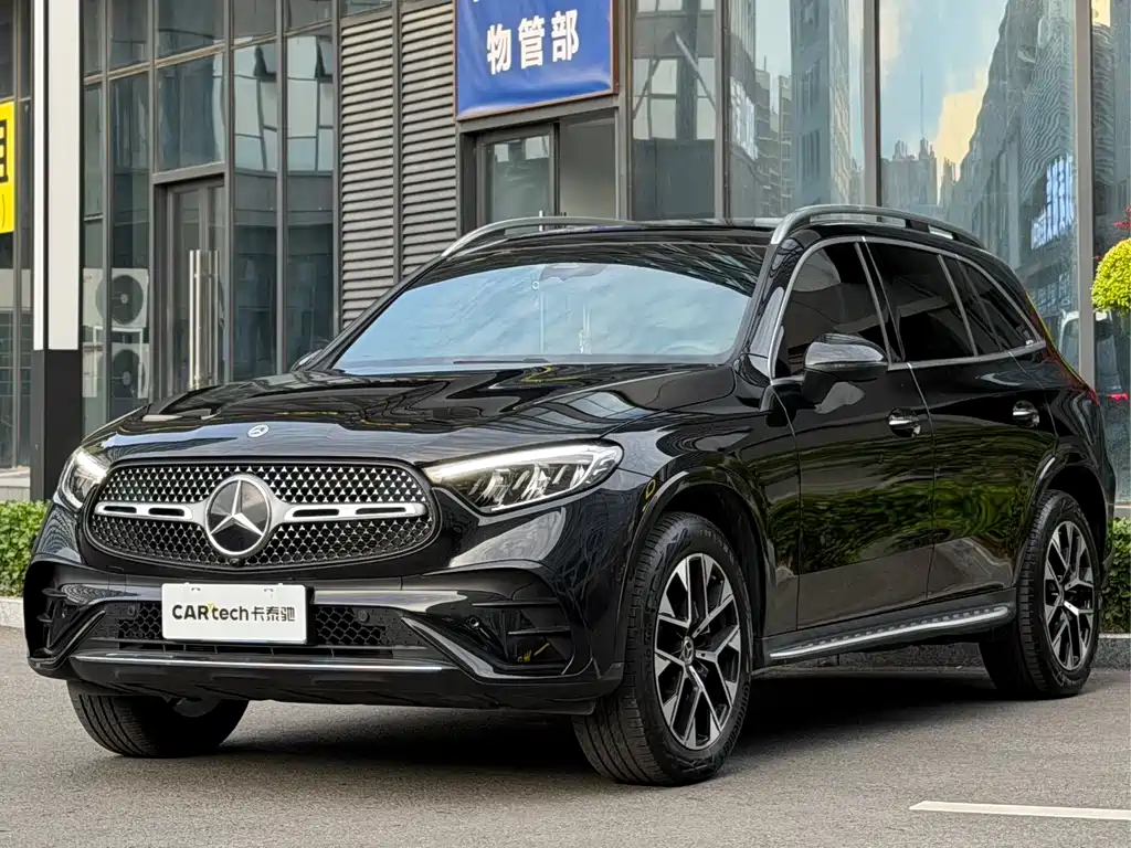 Mercedes-Benz GLC 2024 — фото 1