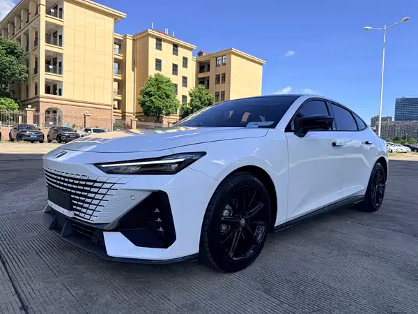 Changan UNI-V 2023