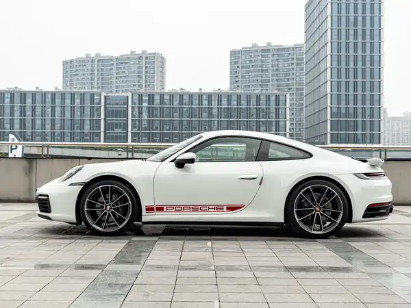 Porsche 911 2024