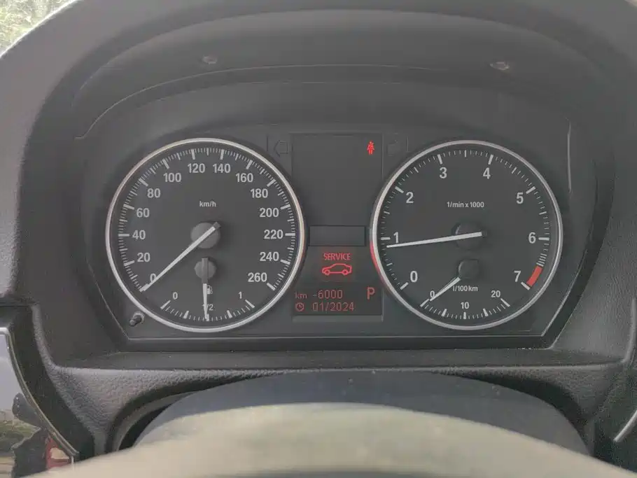BMW 3 Series 2012 — фото 14