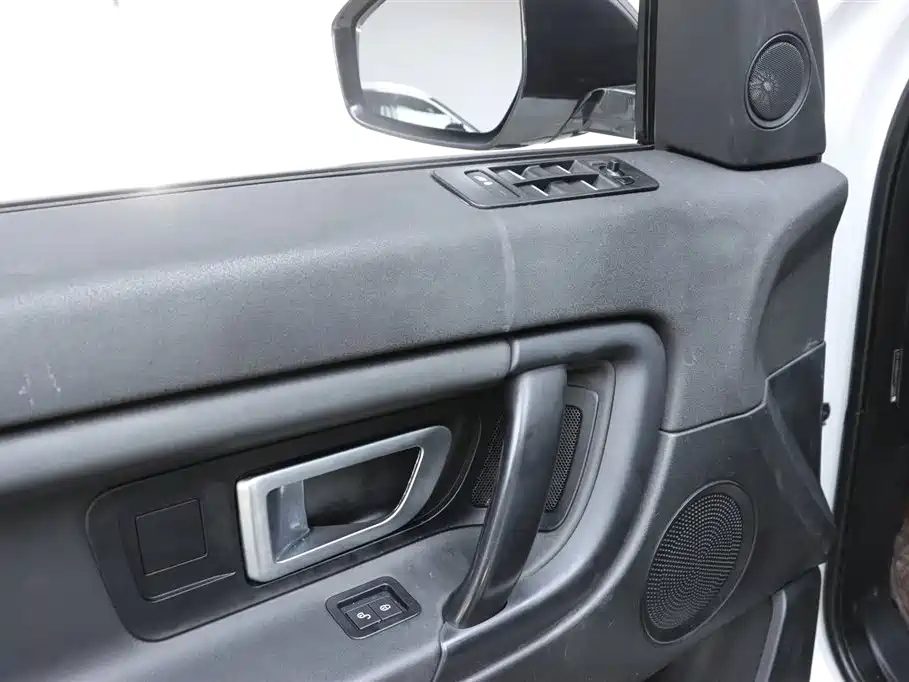 Land Rover Discovery Sport 2019 — фото 12