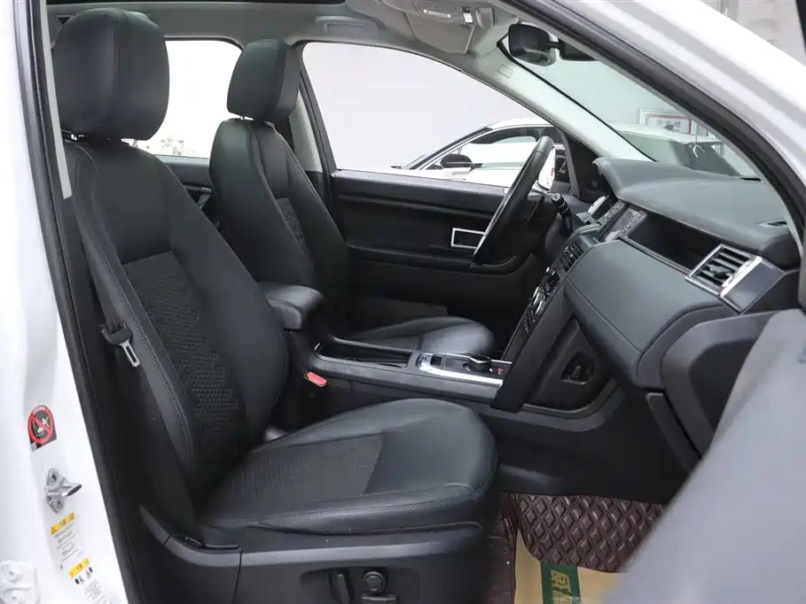 Land Rover Discovery Sport 2019 — фото 19