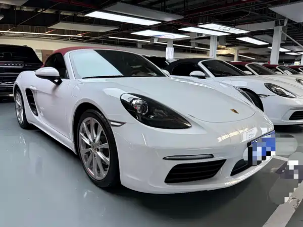 Porsche 718 2017