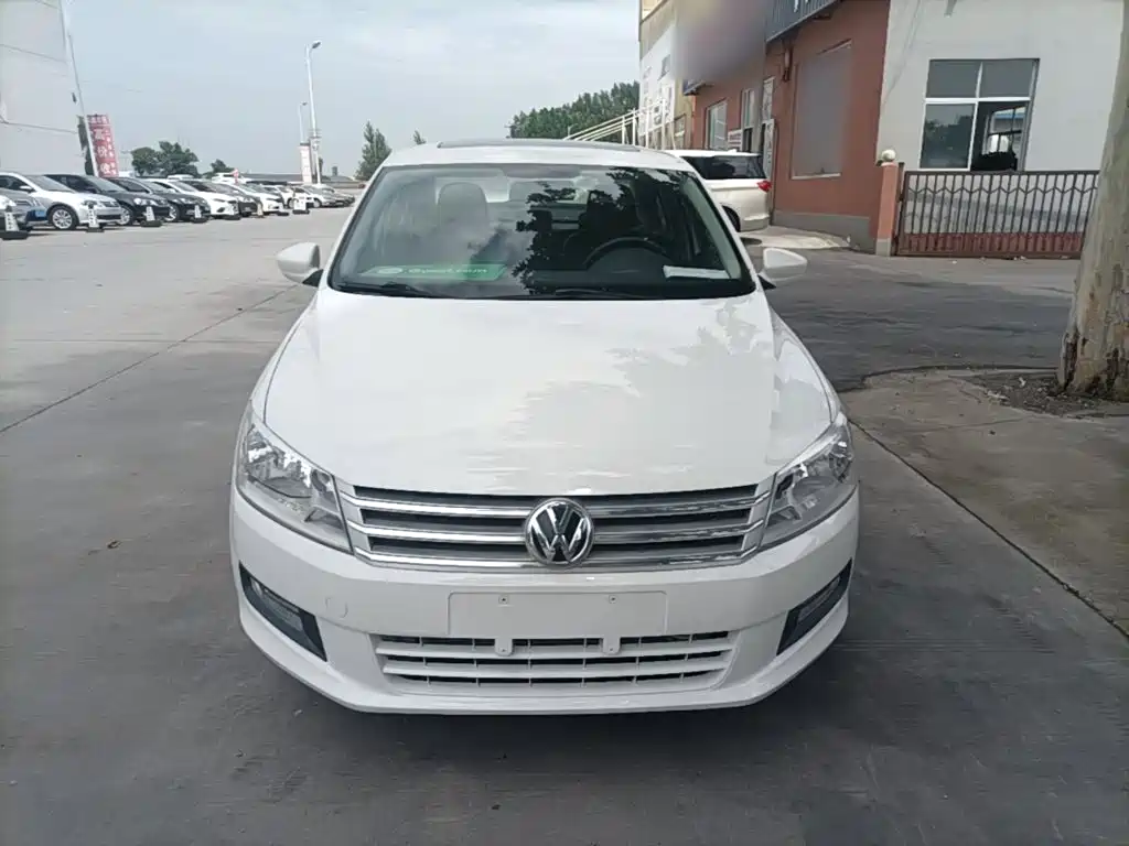 Volkswagen Santana 2014
