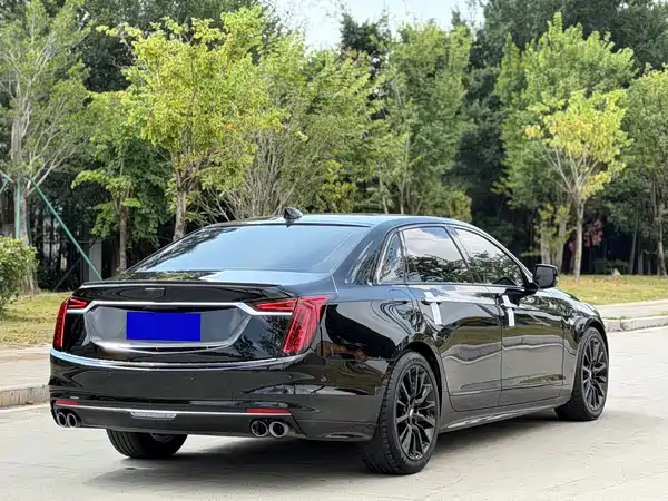 Cadillac CT6 2023