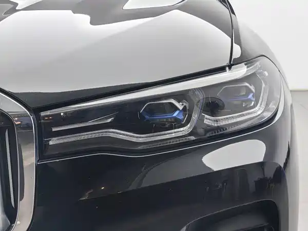 BMW X7 2019