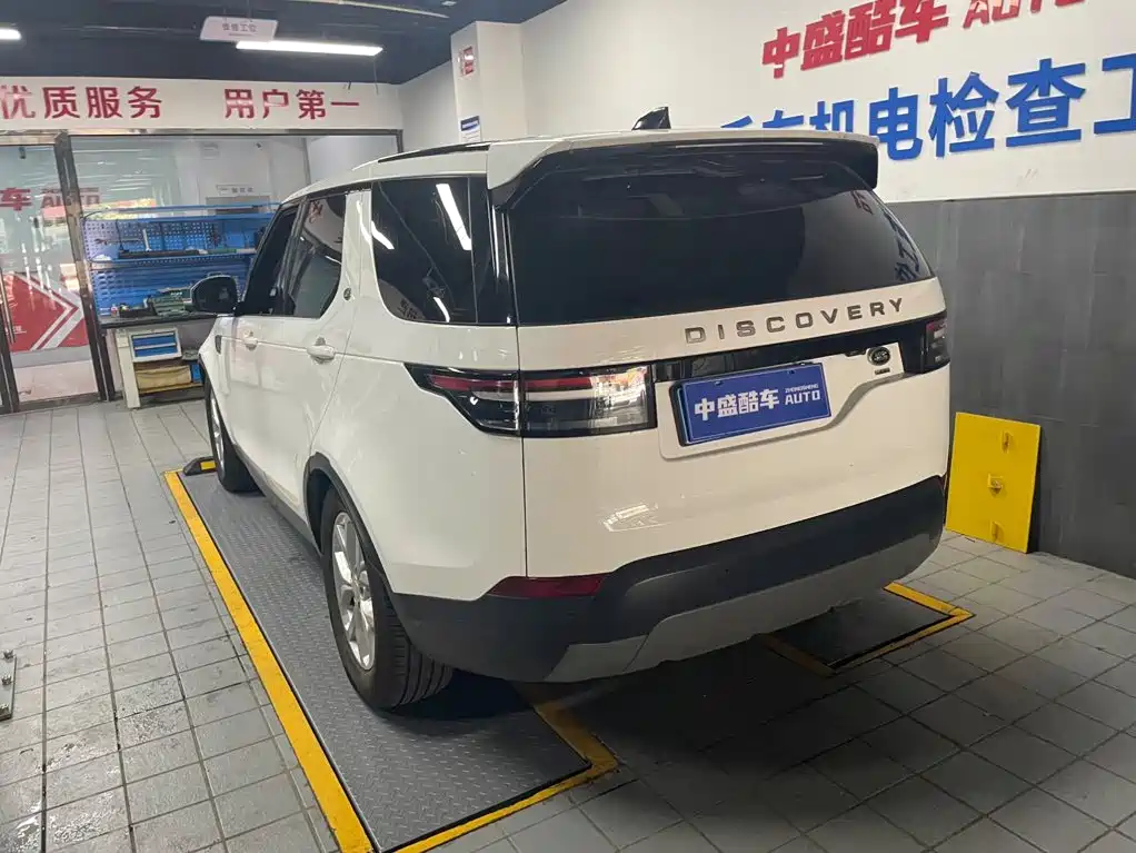 Land Rover Discovery 2020 — фото 4
