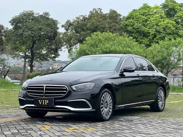 Mercedes-Benz E-Class 2021