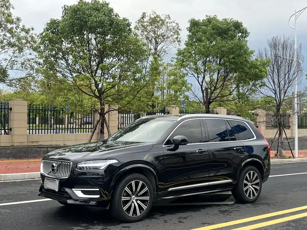 Volvo XC90 2021