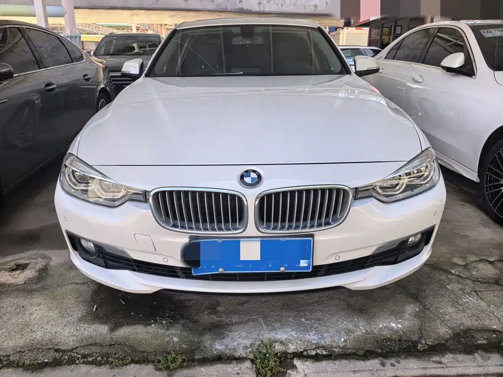 BMW 3 Series 2018 — фото 2