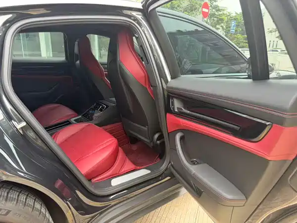 Porsche Panamera 2024