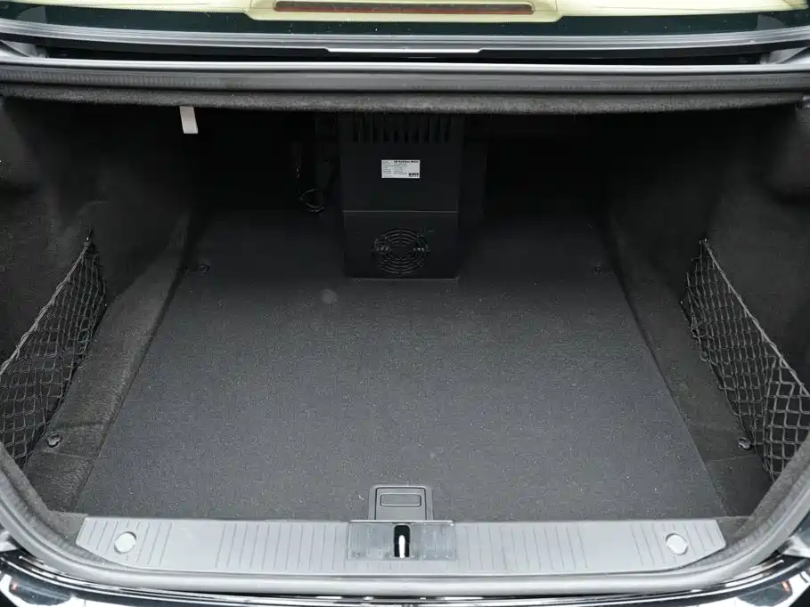 Mercedes-Benz S-Class 2010 — фото 31