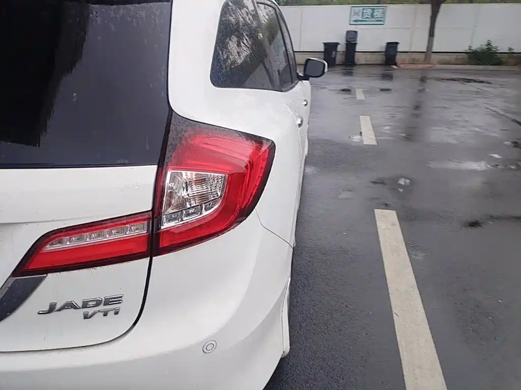 Honda Jade 2015 — фото 8