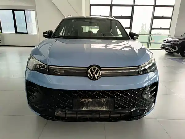 Volkswagen Tiguan L 2024