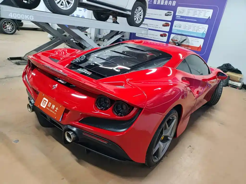 Ferrari F8 2021 — фото 6