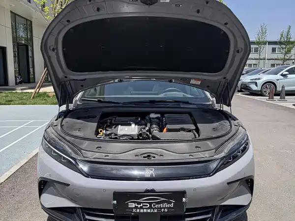 BYD Han 2025