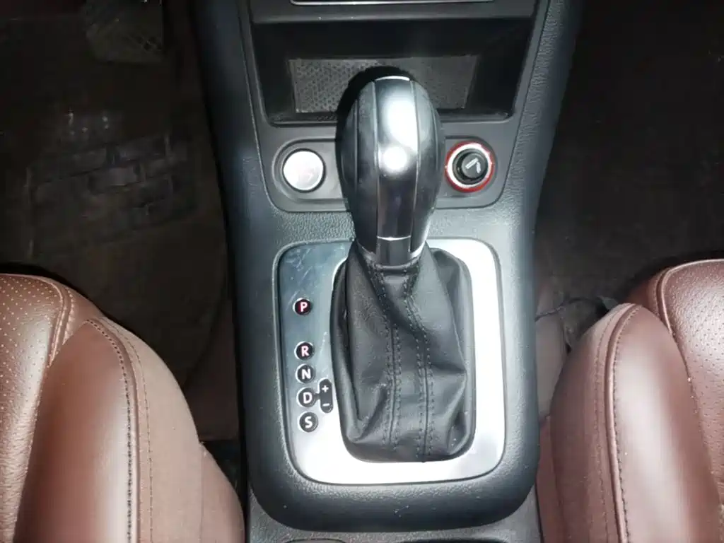 Volkswagen Tiguan 2015 — фото 14