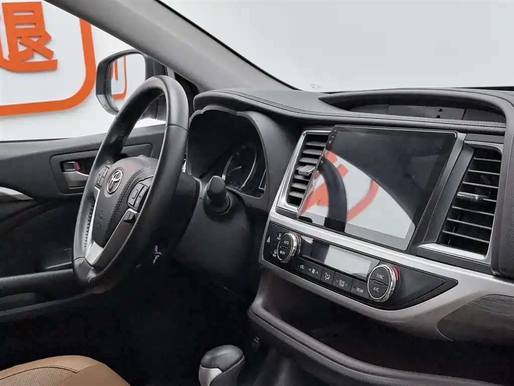 Toyota Highlander 2021 — фото 22
