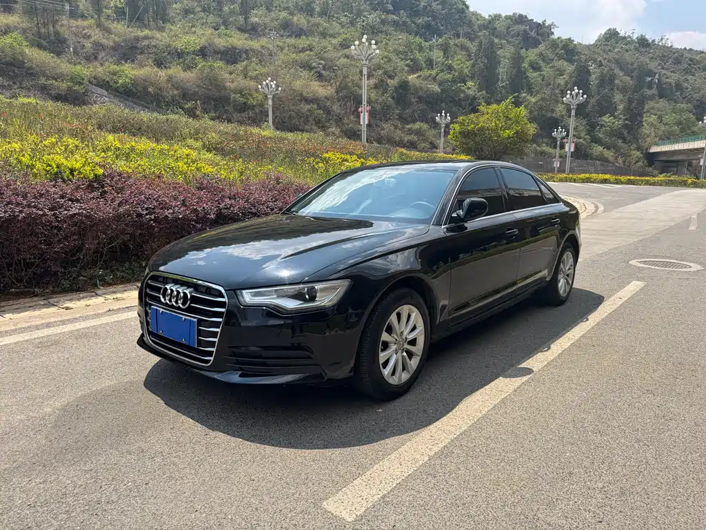 Audi A6L 2015 — фото 1