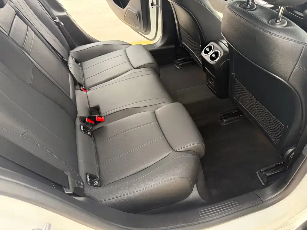 Mercedes-Benz A-Class 2022 — фото 10