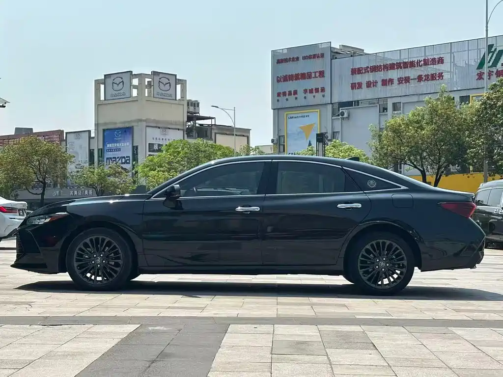 Toyota Avalon 2022 — фото 27