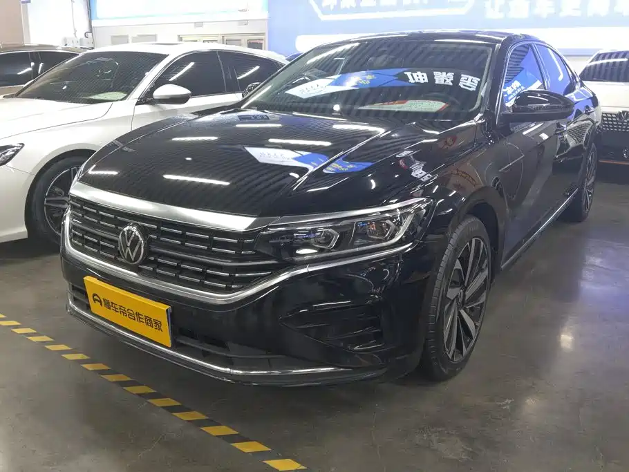 Volkswagen Passat 2021