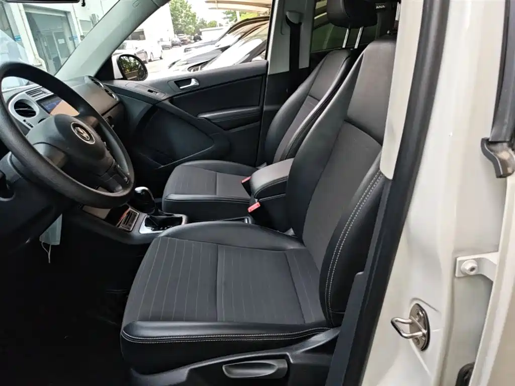 Volkswagen Tiguan 2019 — фото 15