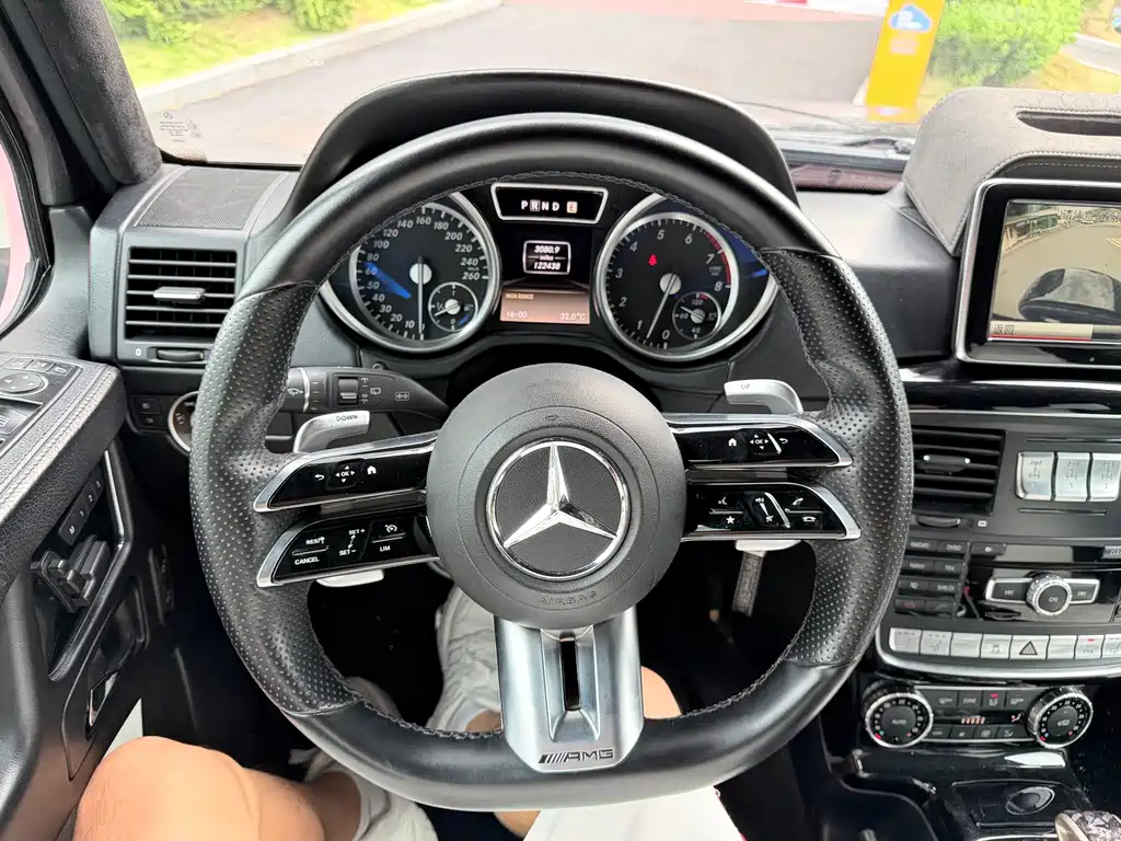 Mercedes-Benz G-Class 2015 — фото 12