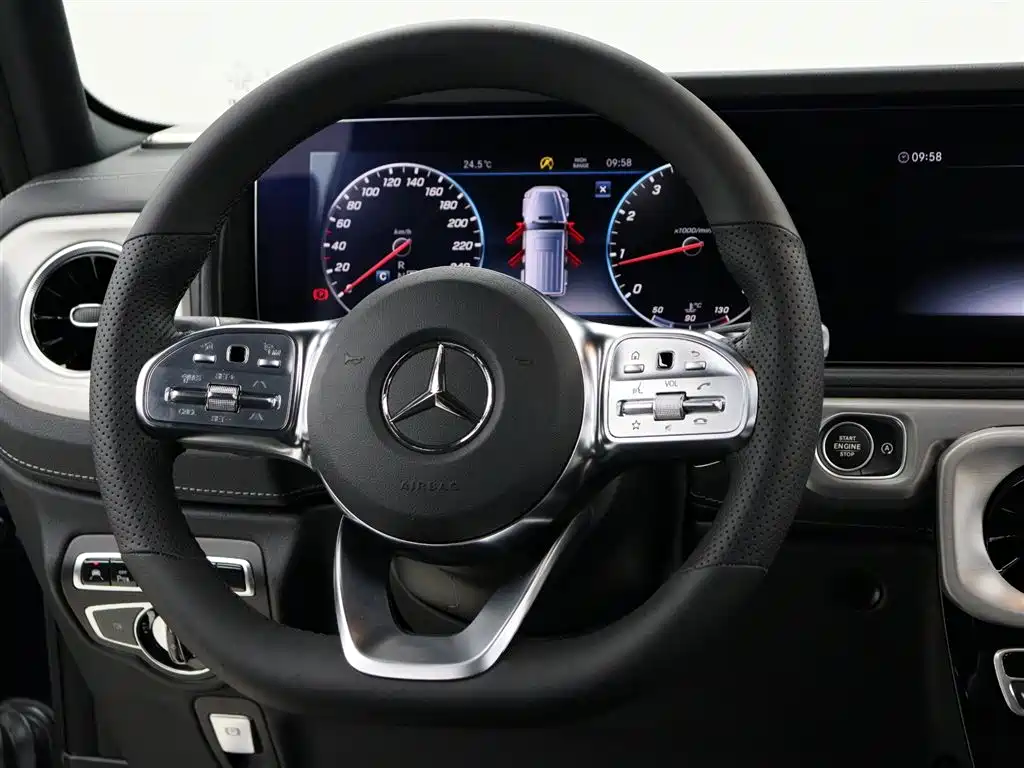Mercedes-Benz G-Class 2024 — фото 14