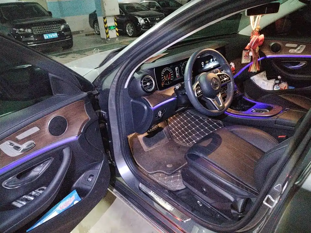 Mercedes-Benz E-Class 2020 — фото 17