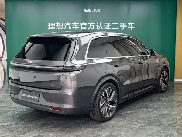 Li Auto L8 2024