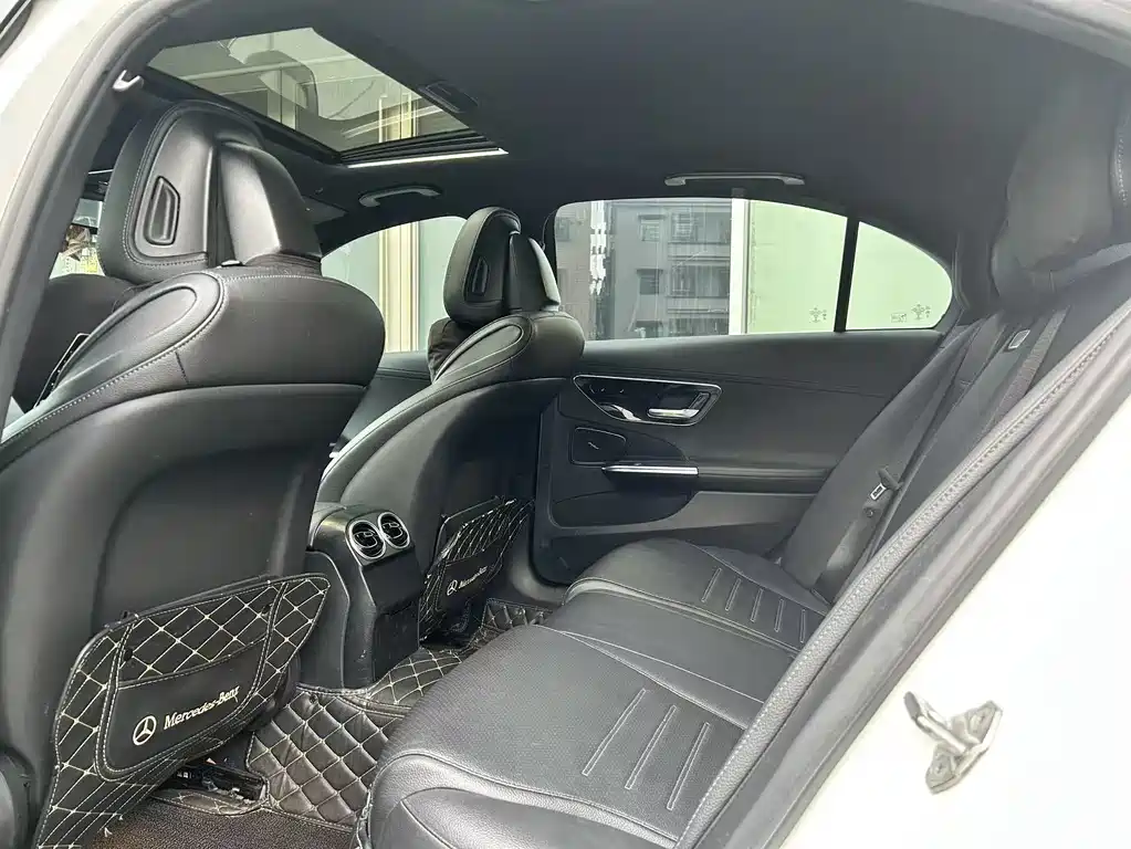 Mercedes-Benz C-Class 2022 — фото 12
