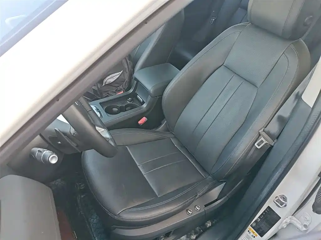 Land Rover Discovery Sport 2019 — фото 15