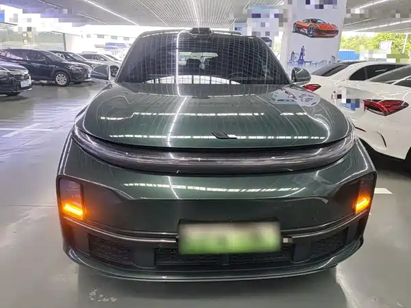 Li Auto L7 2025
