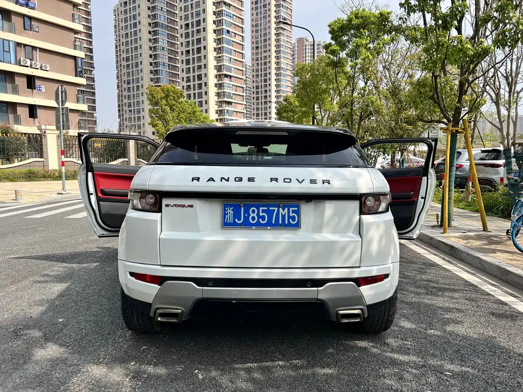 Land Rover Evoque 2013 — фото 15