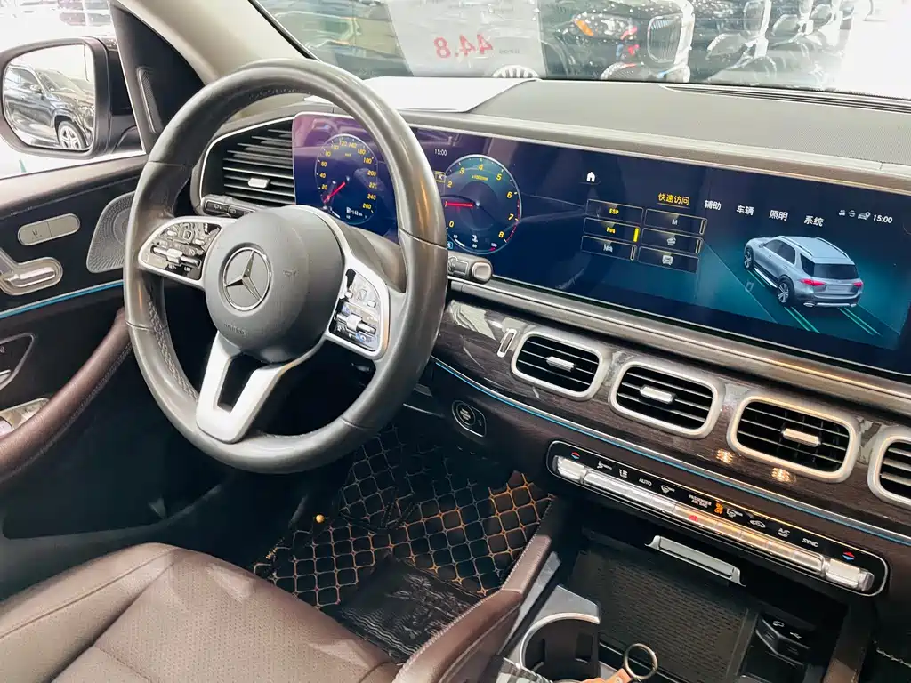 Mercedes-Benz GLE 2020 — фото 15