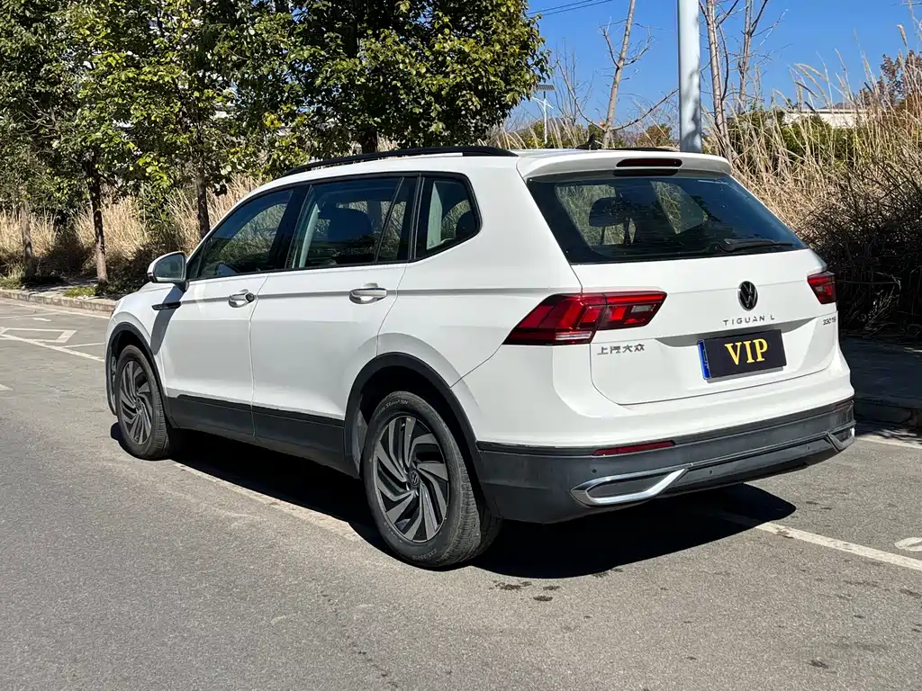Volkswagen Tiguan L 2022 — фото 8