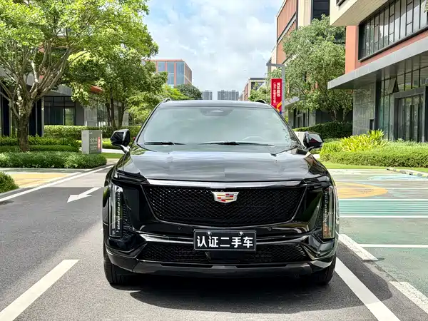 Cadillac XT5 2025