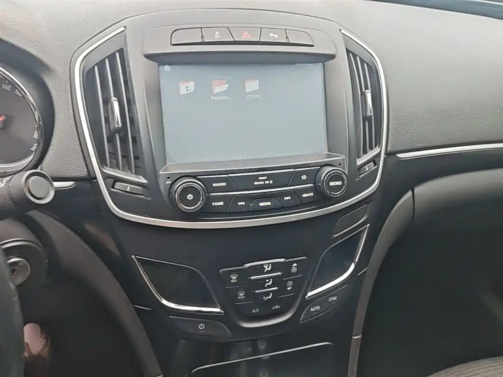 Buick Regal 2015 — фото 13