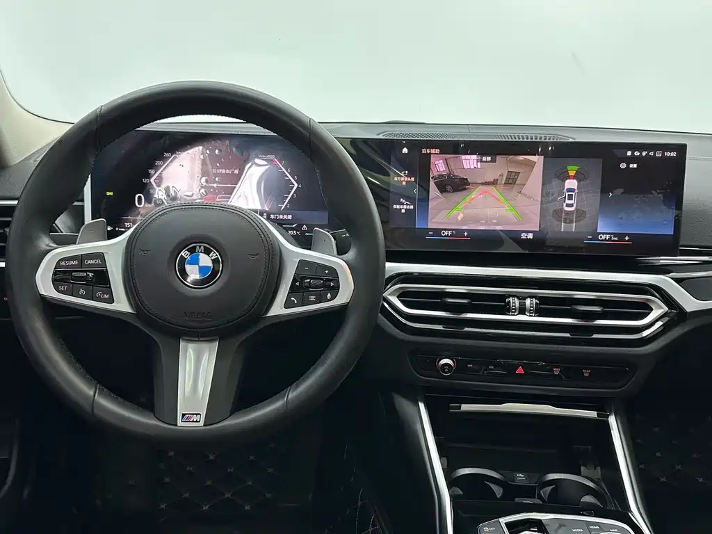 BMW 3 Series 2023 — фото 11