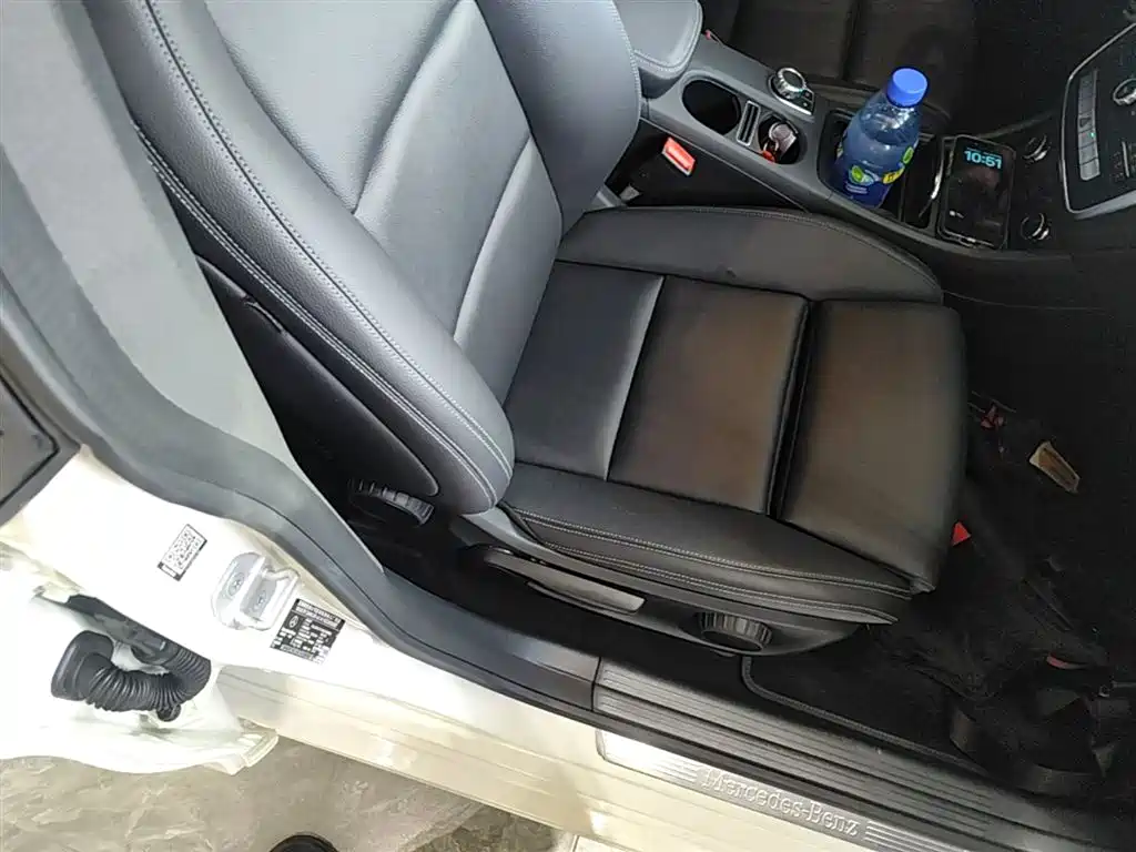 Mercedes-Benz CLA 2017 — фото 25