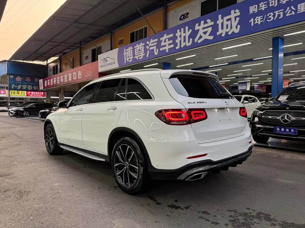 Mercedes-Benz GLC 2020 — фото 23