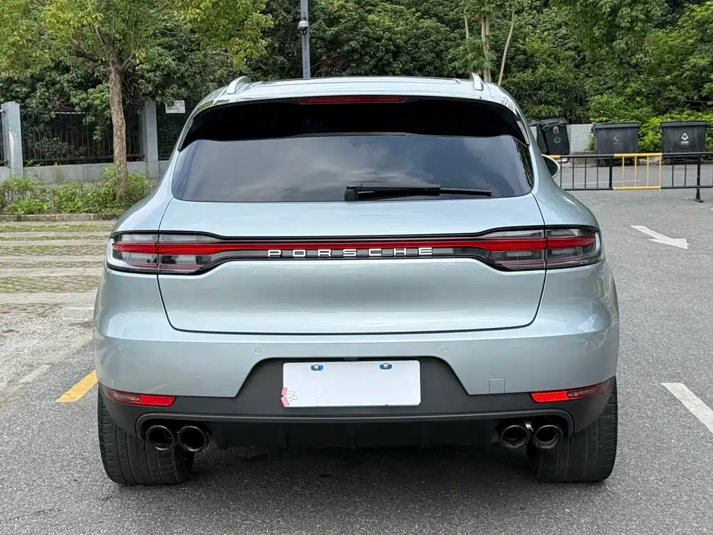Porsche Macan 2021 — фото 15