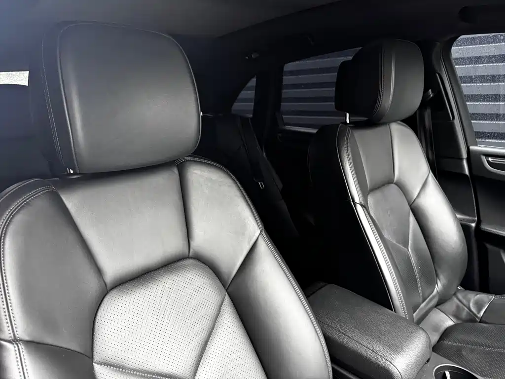 Porsche Macan 2022 — фото 15