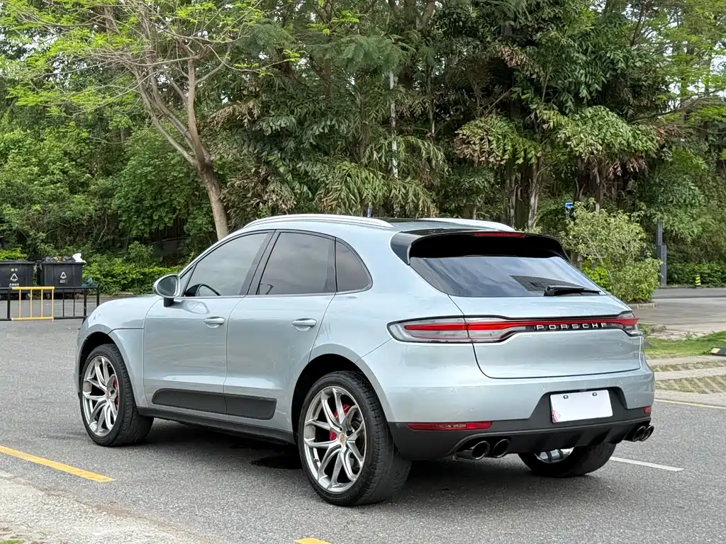 Porsche Macan 2021 — фото 14